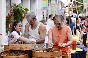 Hawkers sell Chinese Steamed Meat Buns